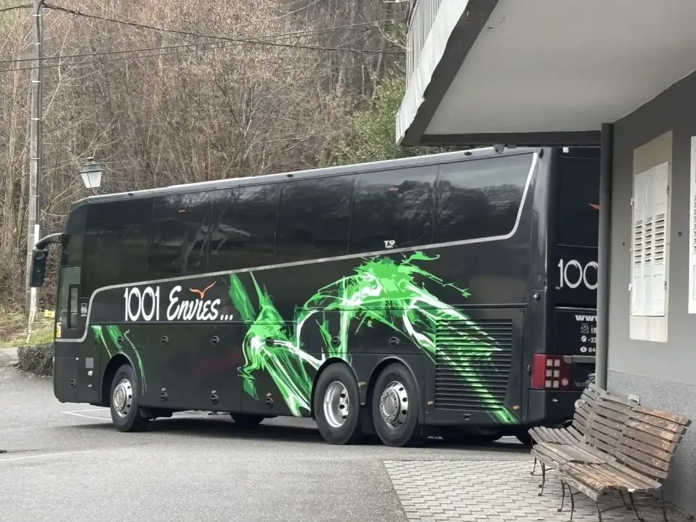 bus